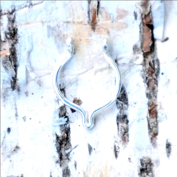 Edgy Non Pierced Clip On Fake Septum Ring Hoop - Picture 4 of 7